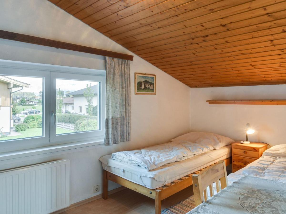 Spacious Chalet In Maishofen Near Forest Exterior foto